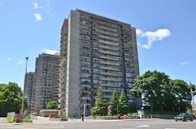158B MCARTHUR Avenue, Ottawa, ON , MLS #X12322847 , Image - 1