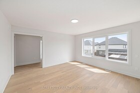 1621 Medway Park Drive, Middlesex, ON , MLS #X12413394 , Image - 1