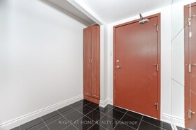 77 Harbour Square, Toronto, ON , MLS #C12113754 , Image - 1