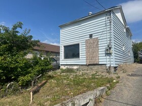 52 Way Avenue, Cochrane, ON , MLS #T12113993 , Image - 1