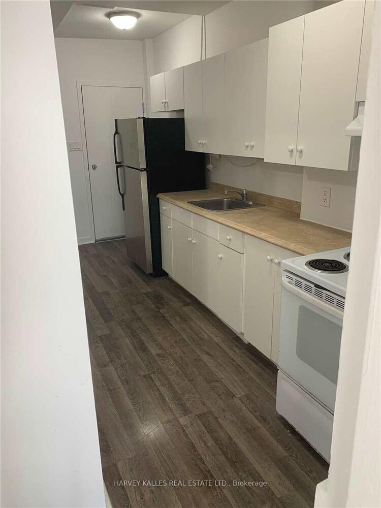 881 St Clair Avenue W, Toronto, ON, Humewood-Cedarvale