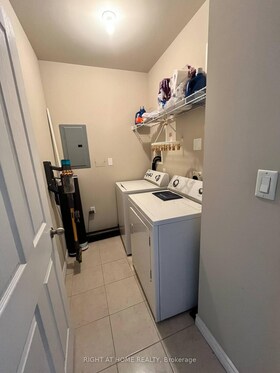 353 Commissioners Road W, Middlesex, ON , MLS #X12114445 , Image - 1