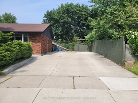 1411 Charles Drive, Halton, ON , MLS #W12114453 , Image - 1
