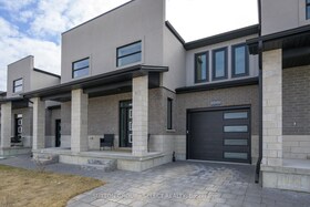 6949 Royal Magnolia Avenue, Middlesex, ON , MLS #X12114634 , Image - 1