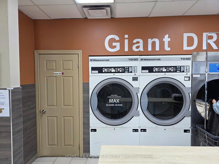 7944 Kipling Avenue, Vaughan, ON, West Woodbridge