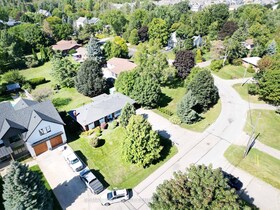 33 Ridgeway Avenue, Wellington, ON , MLS #X12480600 , Image - 1