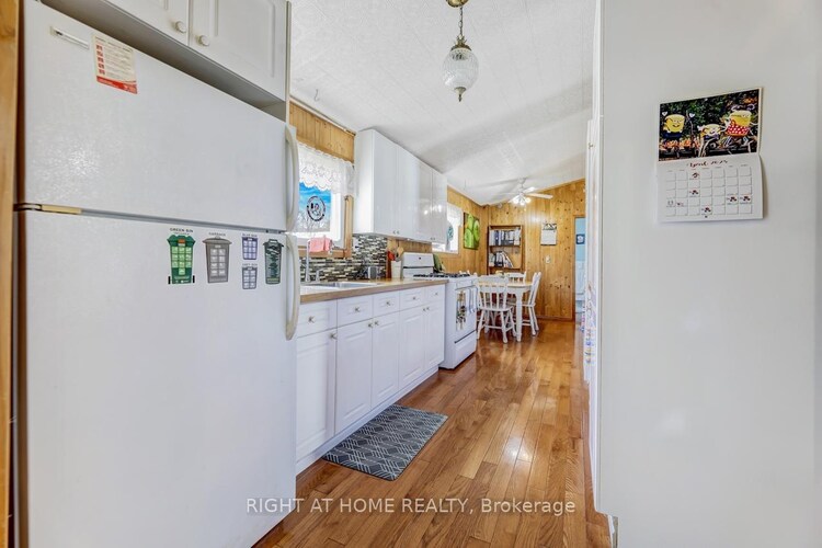 24 Brennan Avenue, Barrie, ON, South Shore