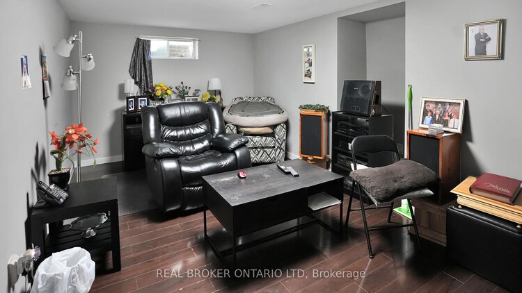 764 Classic Drive, London East, ON, East P