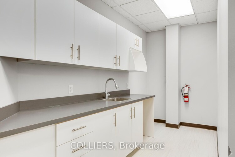 5515 North Service Road, Burlington, ON, Industrial Burlington