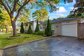 440 Sunset Drive, Halton, ON , MLS #W12115238 , Image - 1