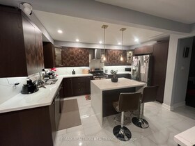 1085 Grandeur Crescent, Halton, ON , MLS #W12115199 , Image - 1
