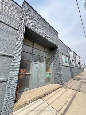 1260 Castlefield Avenue, Toronto, ON , MLS #W12116045 , Image - 1
