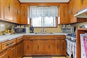 20 Brackencrest Road, Niagara, ON , MLS #X12115993 , Image - 1
