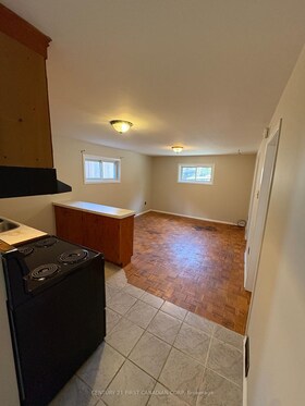 60 Dillabough Street, Middlesex, ON , MLS #X12115849 , Image - 1