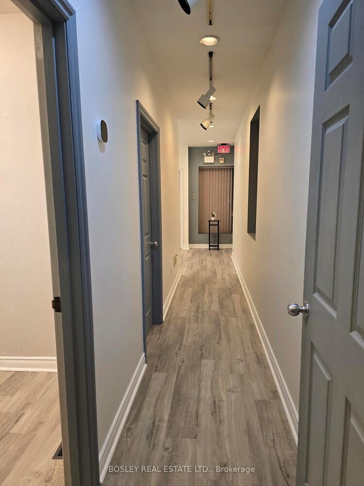 253 Danforth Avenue, Toronto, ON, North Riverdale