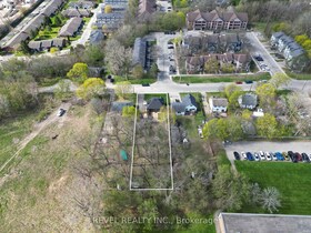 245 Charing Cross Street, Brantford, ON , MLS #X12116245 , Image - 1