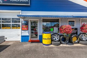 17522 Hwy. #7 Highway, Lanark, ON , MLS #X12116580 , Image - 1
