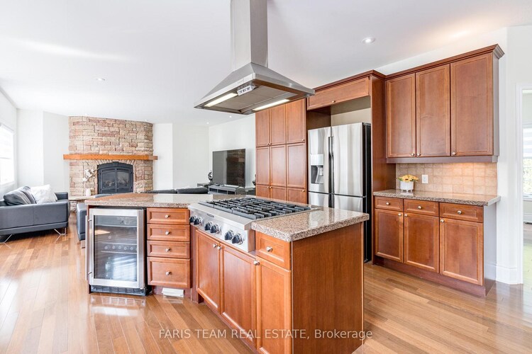 39 Vanderpost Crescent, Essa, ON, Thornton