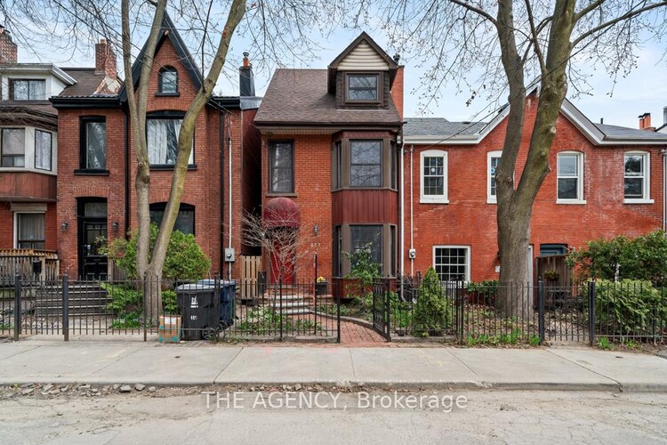 111 Seaton Street, Toronto, ON, Moss Park