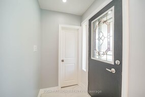 48 Ranstone Gardens, Toronto, ON