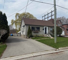 1032 Haig Boulevard, Peel, ON , MLS #W12117091 , Image - 1