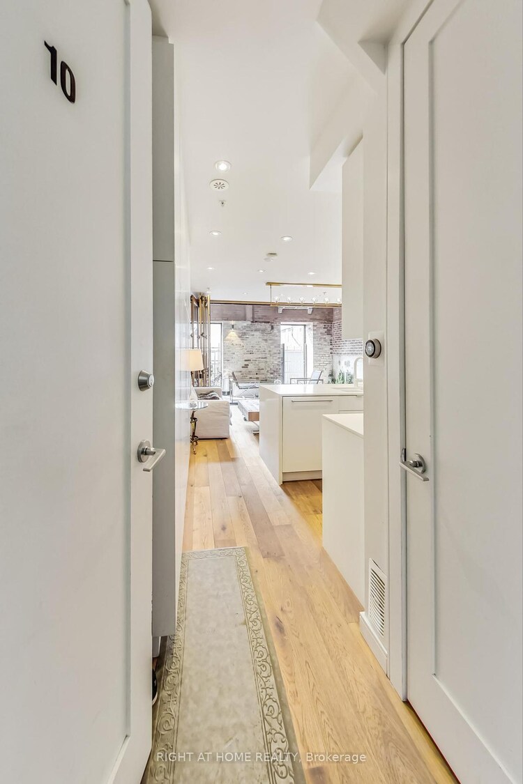 40 Westmoreland Avenue, Toronto, ON, Dovercourt-Wallace Emerson-Junction