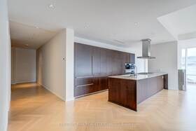180 University Avenue, Toronto, ON , MLS #C12117471 , Image - 1