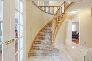 668 Amaretto Avenue, Pickering, ON