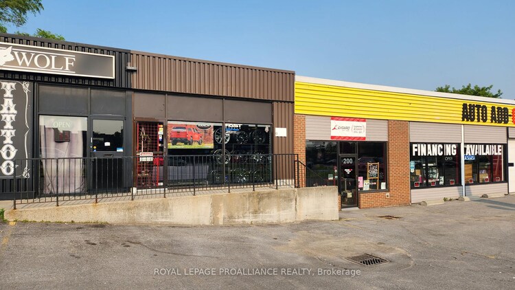 200 North Front Street, Belleville, ON, Belleville Ward