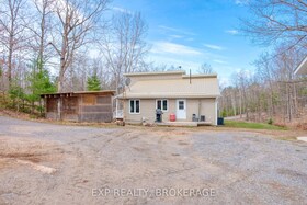 173 Castle Rock Lane, Lennox & Addin, ON , MLS #X12117875 , Image - 1