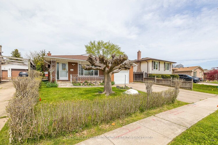 4177 BROOKDALE Drive, Niagara Falls, ON, 213 - Ascot