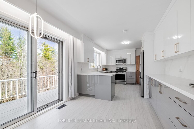 10 Courtwood Place, Toronto, ON, Bayview Village