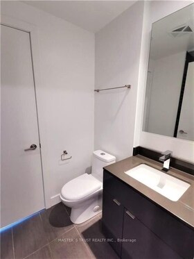 7 Grenville Street, Toronto, ON , MLS #C12118154 , Image - 1
