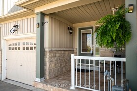915 Cook Crescent, Dufferin, ON , MLS #X12118269 , Image - 1