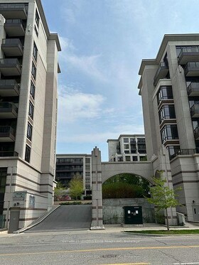 99 South Town Centre Boulevard, York, ON , MLS #N12419719 , Image - 1