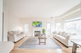 15 Brumstead Drive N, York, ON , MLS #N12118648 , Image - 1