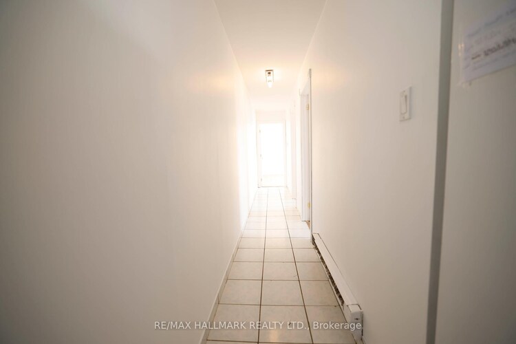 37 Holland Street W, Bradford West Gwillimbury, ON, Bradford