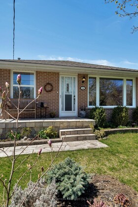 34 Harvest Crescent, Hastings, ON , MLS #X12118900 , Image - 1