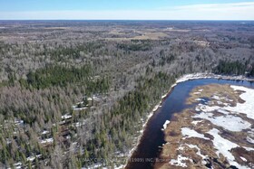 649 Felix Road, Cochrane, ON , MLS #T12118954 , Image - 1