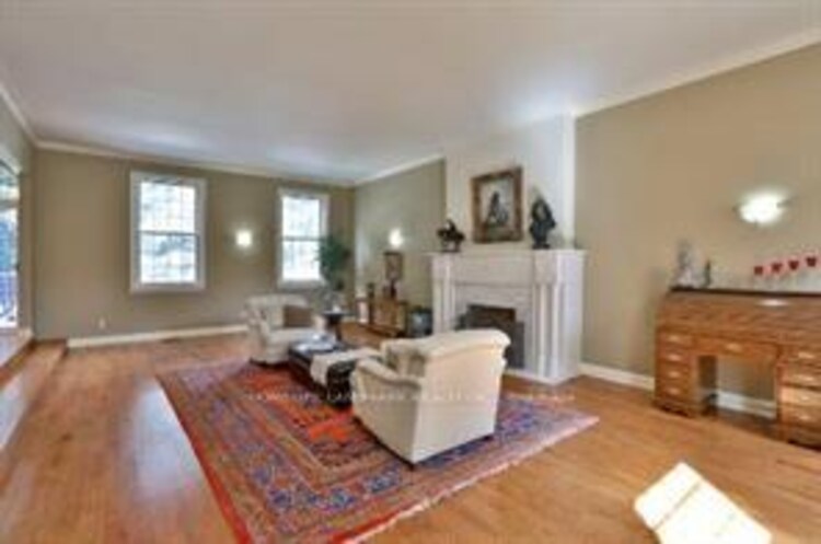 27 Junewood Crescent, Toronto, ON, St. Andrew-Windfields