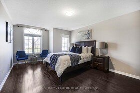 19 McKnight Avenue, Hamilton, ON , MLS #X12471650 , Image - 1