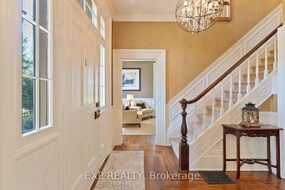 499 Carlisle Road, Hamilton, ON