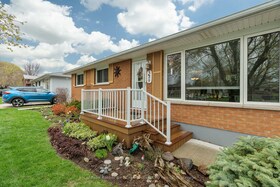 339 Suncoast Drive W, Huron, ON , MLS #X12119760 , Image - 1