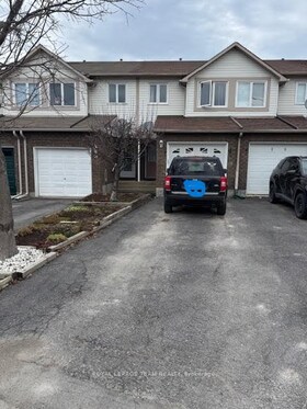 20 Spruce Street, Renfrew, ON , MLS #X12120331 , Image - 1