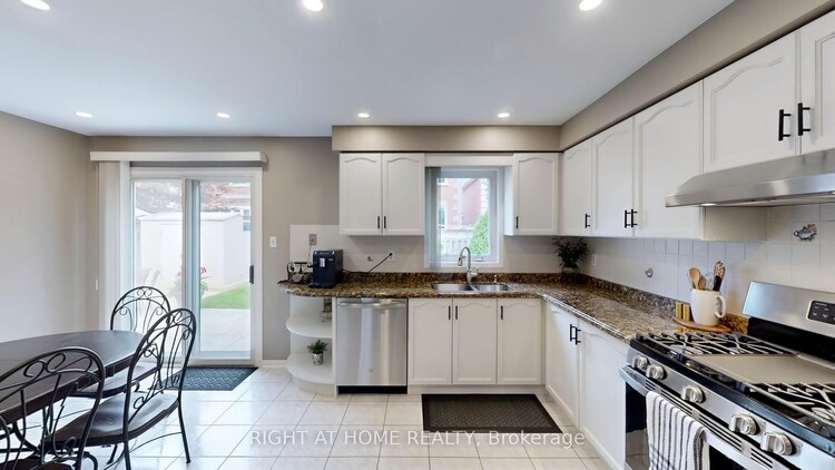 102 Mullis Crescent, Brampton, ON, Fletcher's West