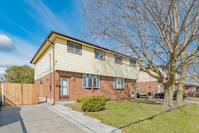 66 Waverly Street S, Durham, ON , MLS #E12120517 , Image - 1