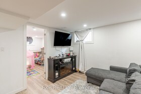 90 Commercial Street, Niagara, ON , MLS #X12461138 , Image - 1