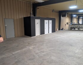 995841 Mono Adjala Town Line Line S, Dufferin, ON , MLS #X12121075 , Image - 1