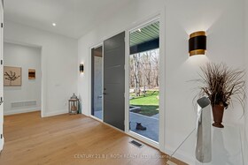 27 Poplar Crescent, Simcoe, ON , MLS #S12121346 , Image - 1