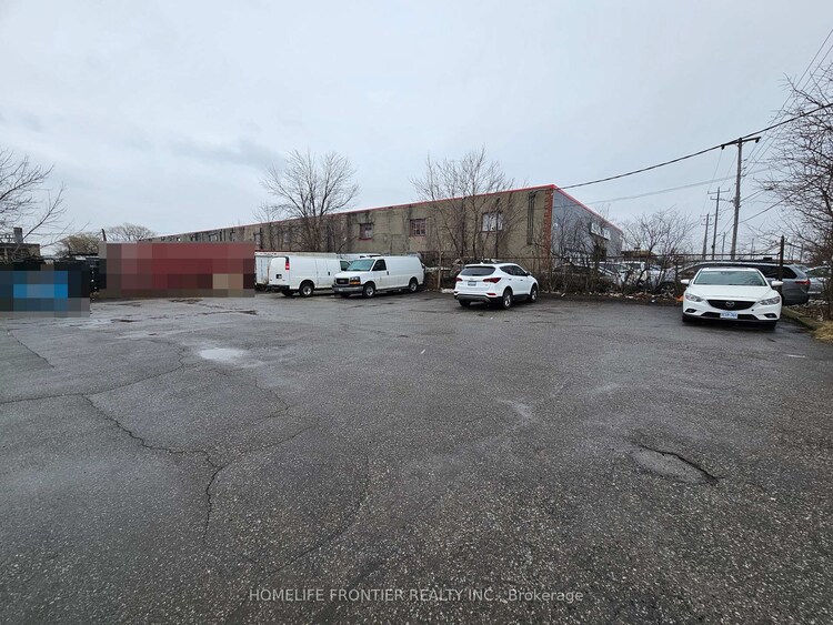 13 Racine Road, Toronto, ON, West Humber-Clairville